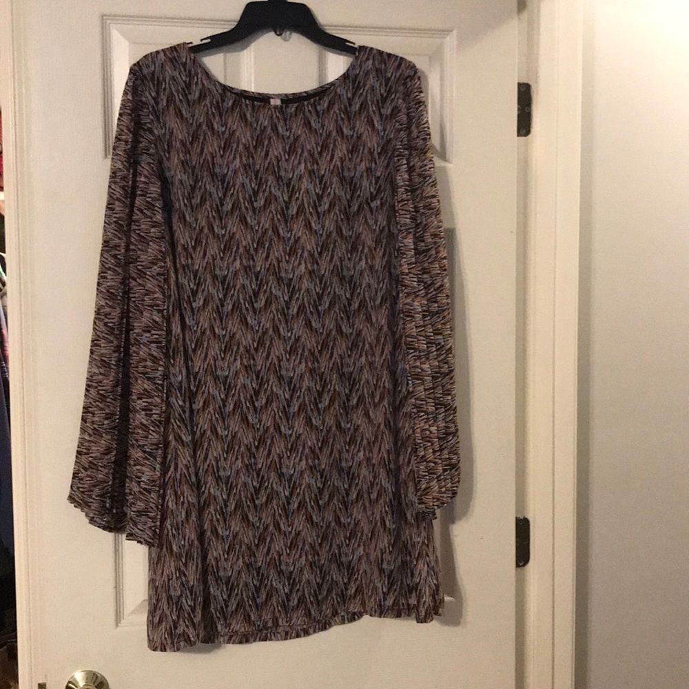 Dress NWT. SUPER CUTE.